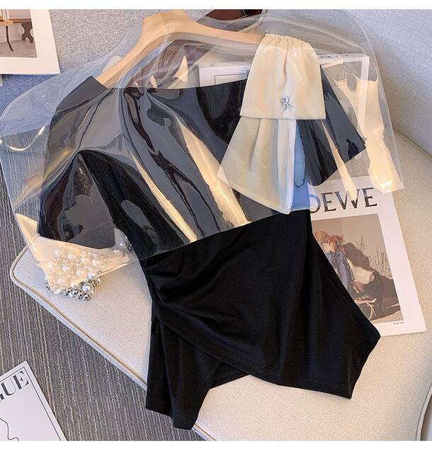 ຂະຫນາດໃຫຍ່ slimming irregular splicing fake two-piece short-sleeved T-shirt women's summer design top slant collar bottoming shirt