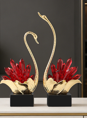 轻奢情侣天鹅水晶摆件婚房客厅