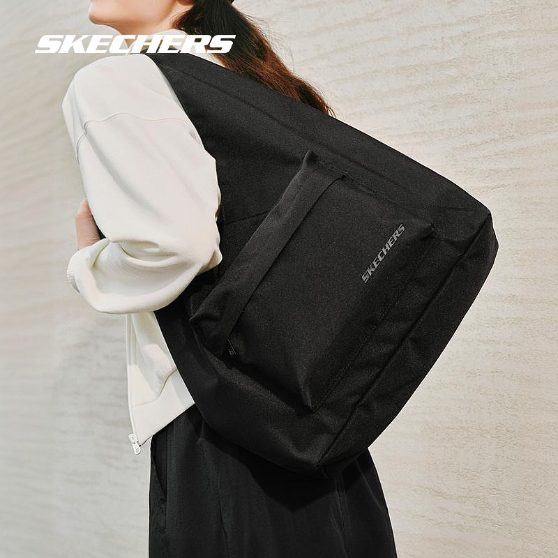 Skechers triangle bag metal zipper is fashionable and practical
