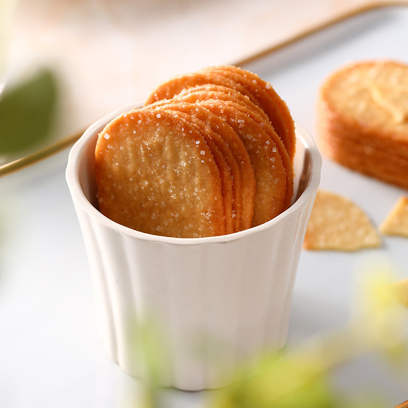 泰山娃椰香椰奶味薄脆饼干325g*1盒充饥解馋休闲零食薄饼小吃整箱