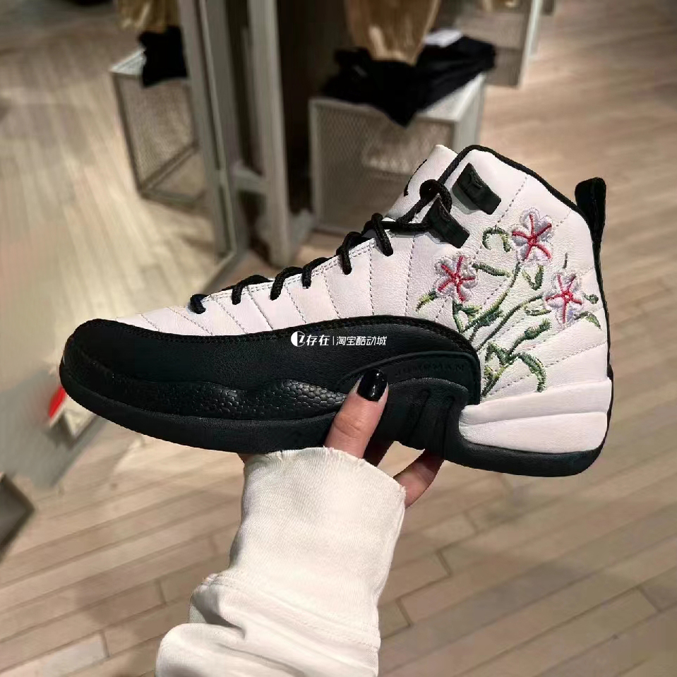 Air Jordan AJ12 GS 大学蓝 北卡蓝女子高帮篮球鞋DQ4365 DR6956 - 图0