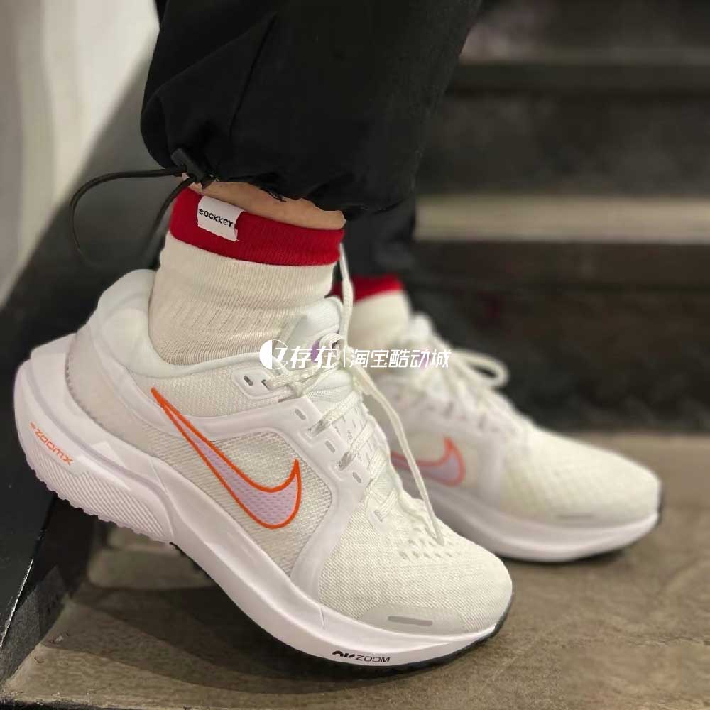 Nike/耐克 AIR ZOOM VOMERO 16 女子轻便减震跑步鞋 DA7698-104 - 图2