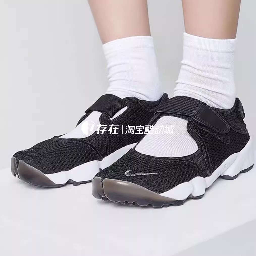 Nike耐克 Air Rift女子黑白忍者丑萌透气休闲凉鞋 322359 848386-图0