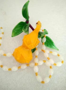 琉璃鸡油黄葫芦浮雕礼品挂件项链