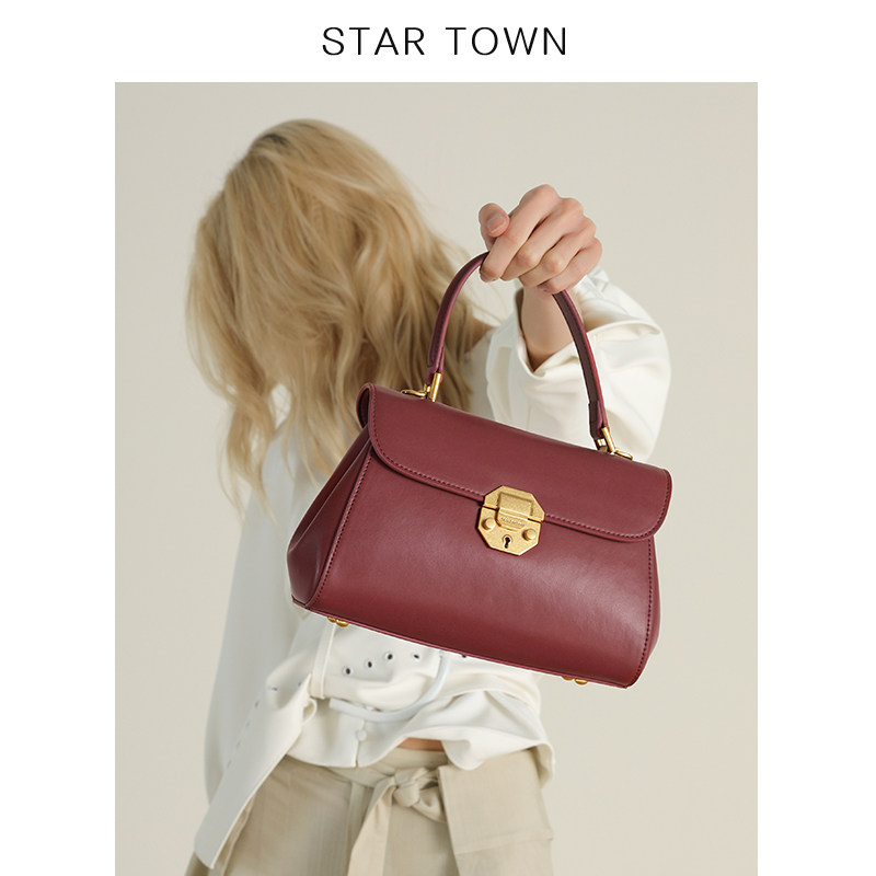 startown质感女小众设计红色手提包 startown女士包袋