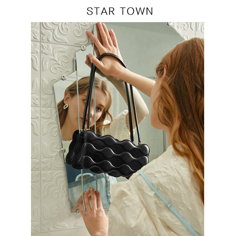 张馨予推荐startown2021女包法棍包 startown女士包袋