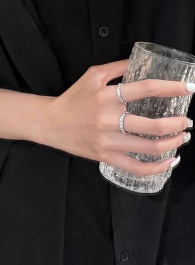 S999纯银熔岩之恋情侣戒指精致不规则肌理感开口调节情侣对戒批发