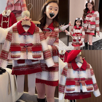 Korean version of parent-child semi-body dress Two sets of plaid suit girl mother womens clothing New Chinese New Years small fragrant wind Baiyear overcoat wave