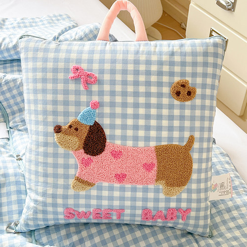 四季车载多功能抱枕被子可爱狗狗两用汽车折叠靠枕午休二合一夏被 - 图3