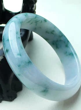 缅甸飘绿老坑A货正圈翡翠手镯