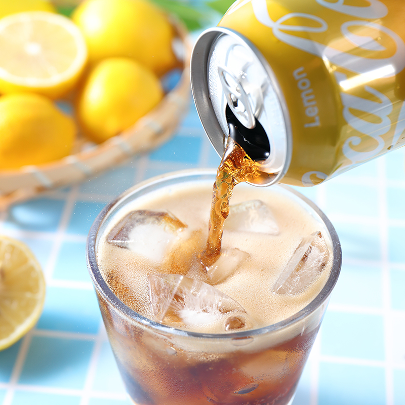 中国香港柠檬可乐可口可乐罐装汽水碳酸饮料夏日解暑6罐一排装-图1