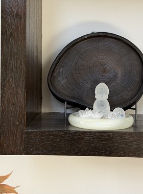 禅意天然白水晶摆件 净化能量中式小和尚冥想禅修书房茶室定制礼