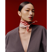 (Phoenix House) Masterpiece High End Series Spring and Autumn New products Double-sided printed True Silk with Awakening Love