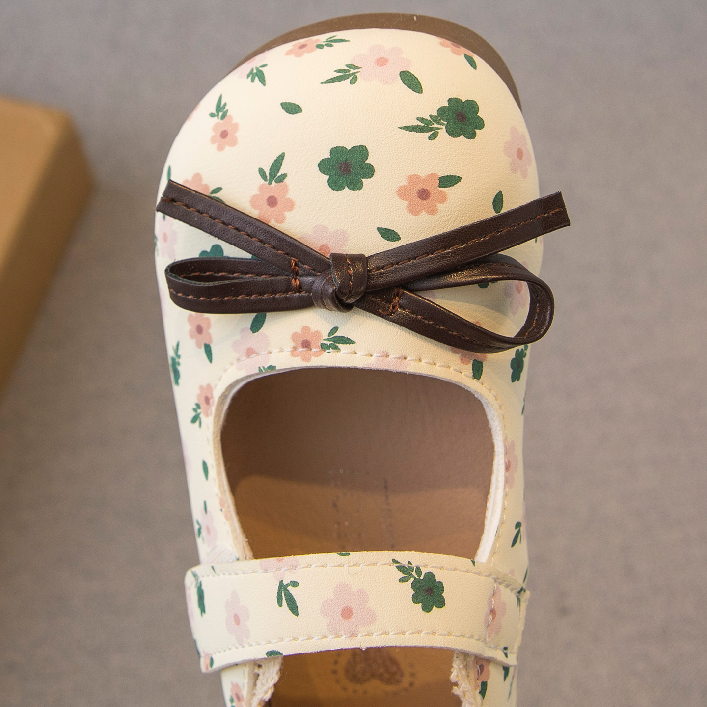 女童皮鞋2026春秋款儿童鞋子小女孩公主鞋软底豆豆鞋洋气宝宝单鞋,淘宝优惠券,粉丝福利购,淘宝优惠卷