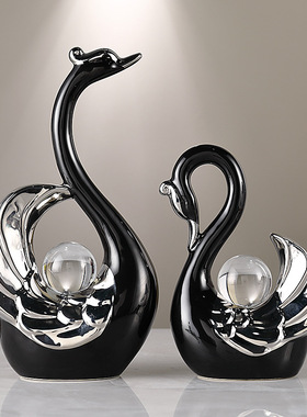 意式极简天鹅一对酒柜摆件