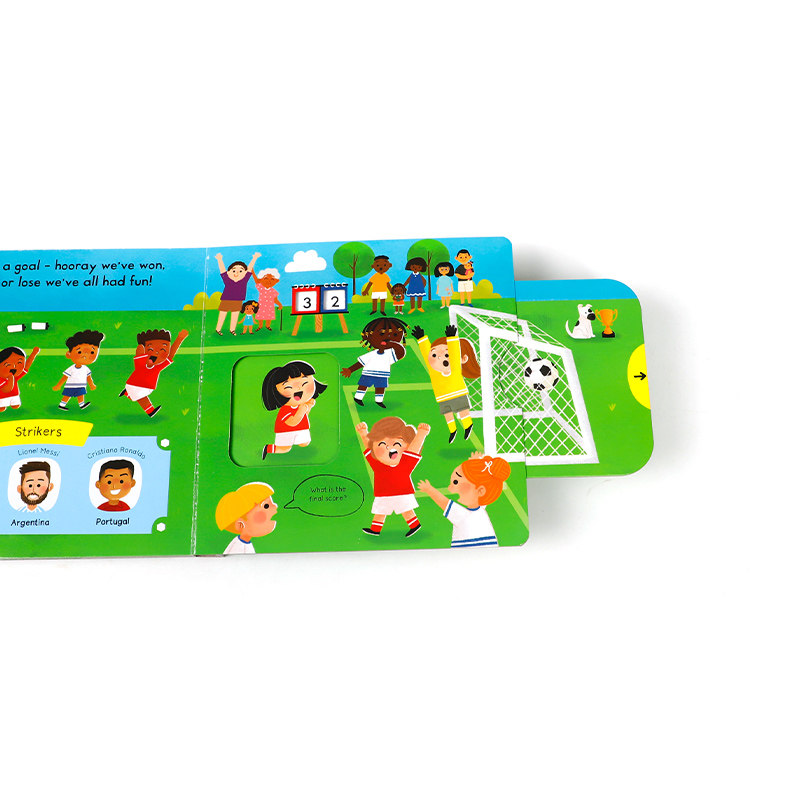 英文原版 Busy Football Board Book 忙碌的足球 一起来踢足球吧 2-6岁宝宝儿童趣味益智亲子互动抽拉机关书 生活体验纸板书