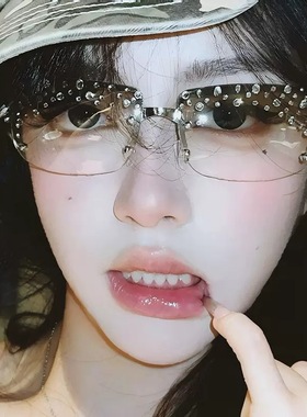 高级感复古Y2K辣妹风银色太阳镜