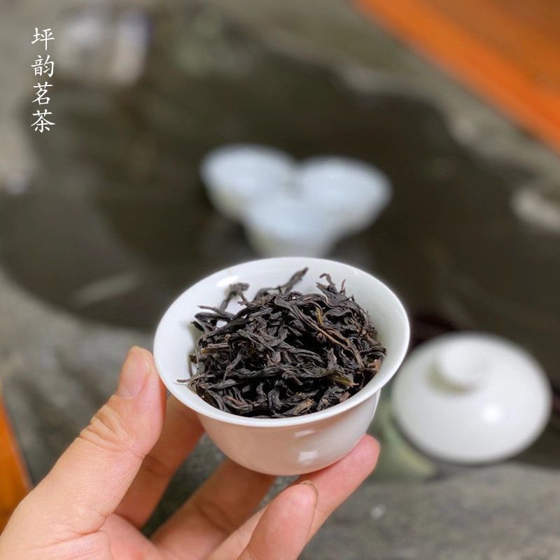 凤凰单枞茶新春茶山鸭屎香潮州单丛茶高山乌岽茶特级大乌叶礼盒装 - 图0