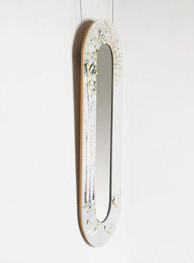 彩绘描金浮雕天的觉醒镜子摆件