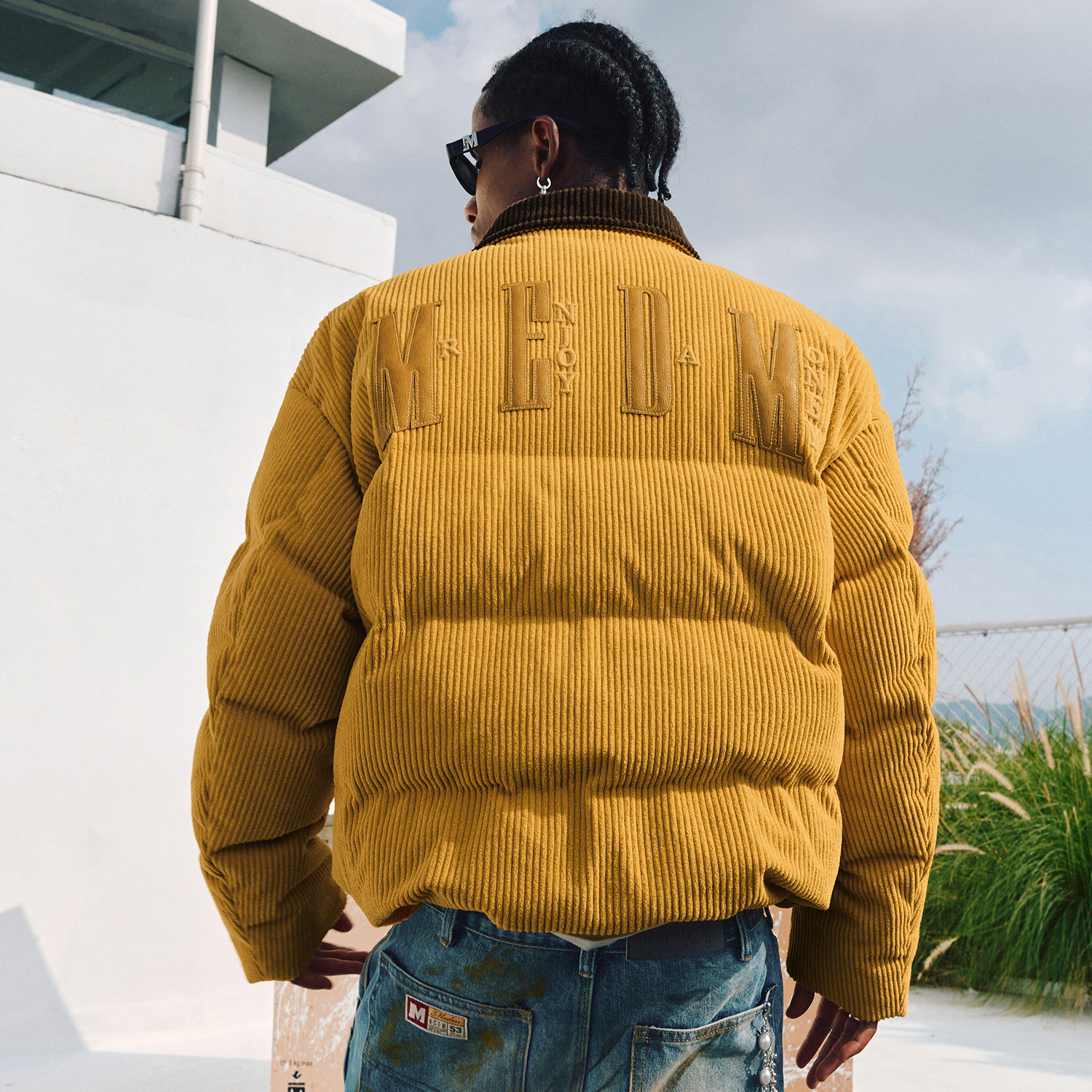 MEDM 90鸭绒灯芯绒翻领拼色休闲羽绒服男女冬季加厚保暖宽松外套 - 图1