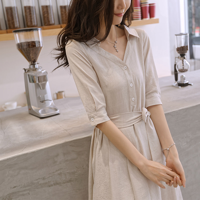 轻熟风夏季2021新款v领中袖连衣裙 梅特玛丽艾嘉连衣裙