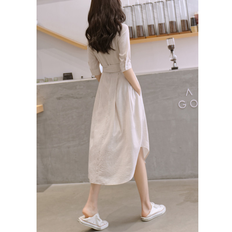 轻熟风夏季2021新款v领中袖连衣裙 梅特玛丽艾嘉连衣裙