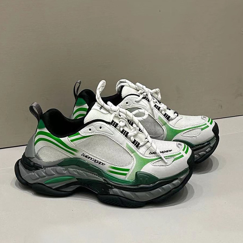 情侣做旧小白鞋防滑休闲鞋2026新款跑步户外男女款网面厚底老爹鞋,淘宝优惠券,粉丝福利购,淘宝优惠卷