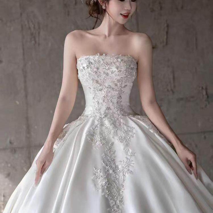 抹胸缎面主婚纱新娘2025新款重工高级质感长拖尾小个子出门纱法式,淘宝优惠券,粉丝福利购,淘宝优惠卷