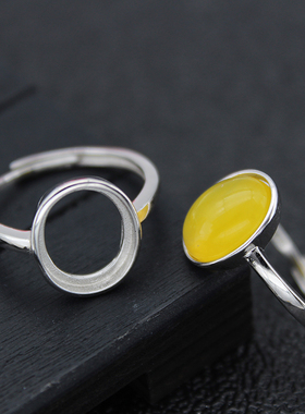 纯银镶嵌蜜蜡南红戒指