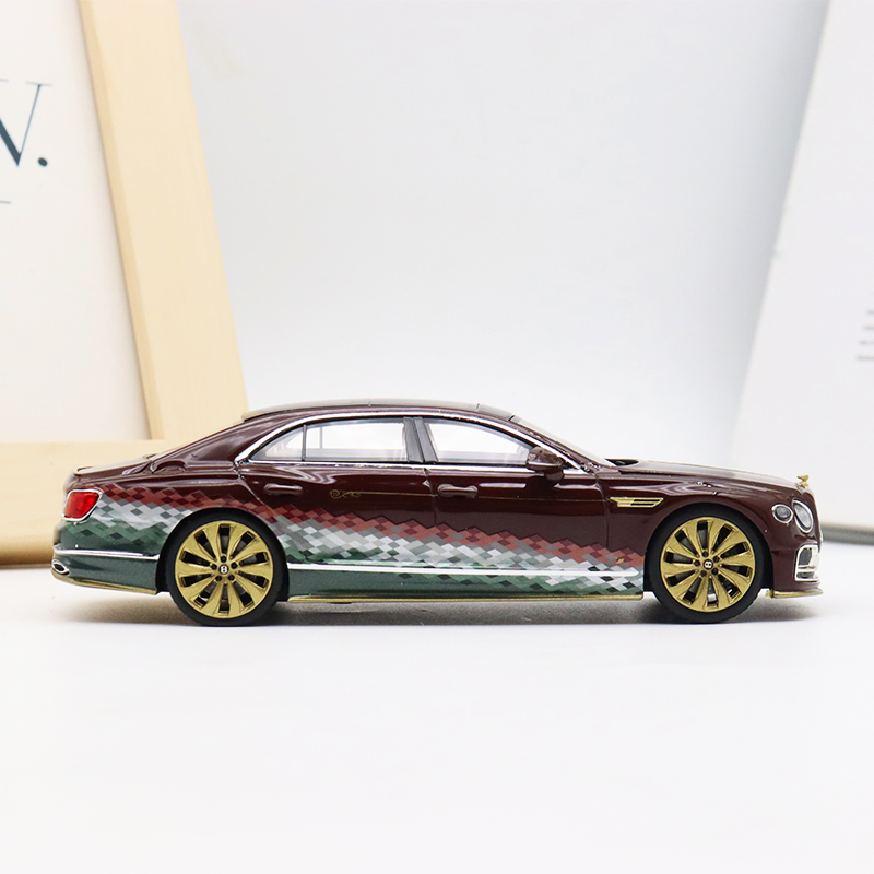 TSM 1:43 宾利飞驰 Bentley Flying驯鹿涂装 圣诞版 树脂汽车模型 - 图2