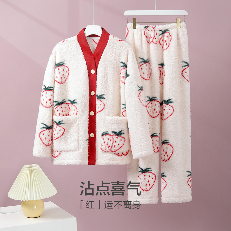 2022年新款日系草莓和服领珊瑚绒 造福鸟睡衣/家居服套装