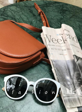 街拍复古眼镜度假女韩版潮ins