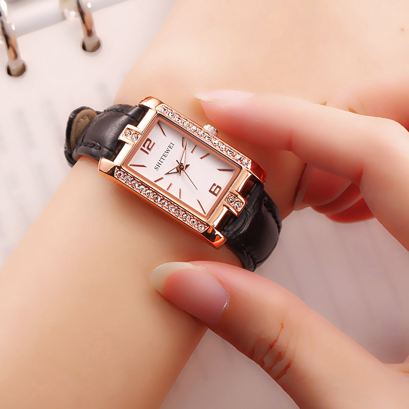 2020女神真皮带女士简约防水石英表 腕表传说国产腕表