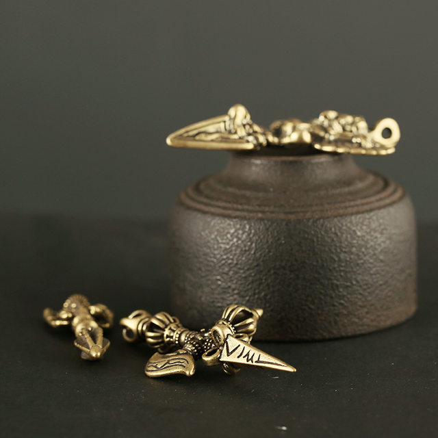 Jungle Leopard Copper Keychain Pendant Antique Miscellaneous Pendant