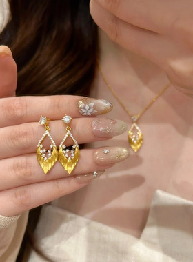 Young法式复古手工拉丝羽毛吊坠项链丝光羽翼镶钻流苏耳环耳坠女