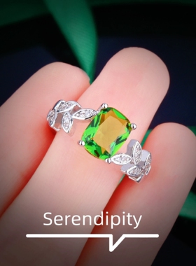 Young直播引流福利品仿天然橄榄石戒指女时尚清新个性枕方绿钻戒