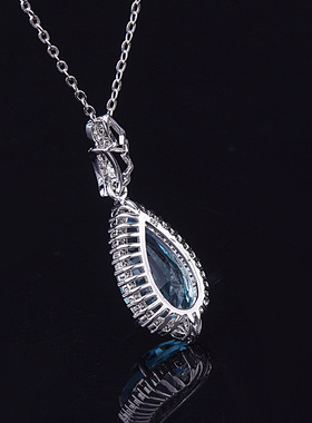 圣玛丽亚18k白金微镶钻海蓝宝