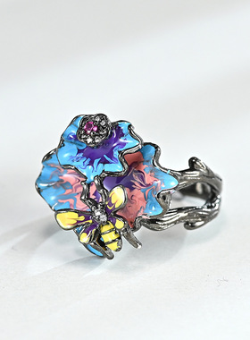 珐琅彩滴胶新款蜜蜂戒指Young