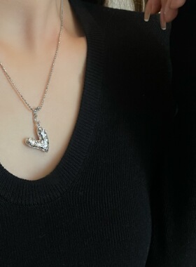 云尚服饰s925纯银碎冰冰桃心纯银吊坠简约高级ins气质小众设计