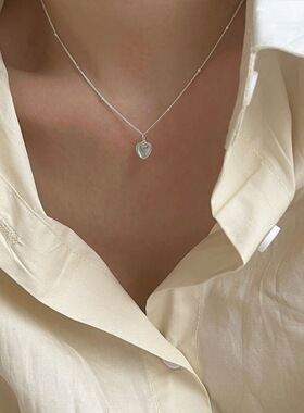 云尚服饰s925纯银爱心项链女心型幻彩月光石吊坠不掉色潮流御姐风