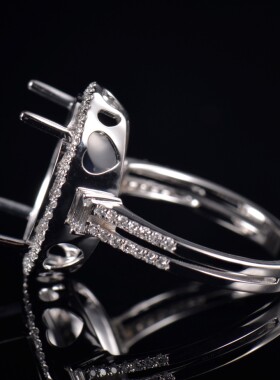 于凡珠宝 铂金镶嵌轻奢定制女士指环空托椭圆形8*10钻石戒环指托