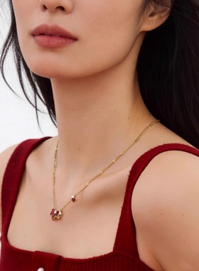 轻奢个性红色小马吊坠项链