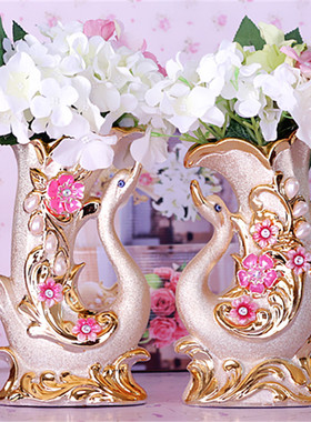 树脂情侣天鹅居家酒柜结婚工艺品