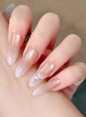 【Lilynail凝脂流光】纯手工穿戴甲中长款新娘结婚美甲贴拍婚纱照
