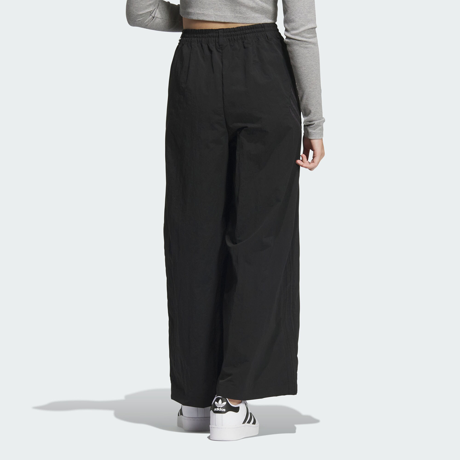 Adidas/阿迪达斯正品 三叶草女士宽松休闲刺绣阔腿运动裤 JD6383 - 图0