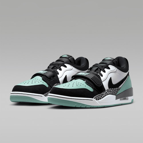 Nike/耐克正品JORDAN男士气垫训练缓震透气经典篮球鞋CD7069-109 - 图0