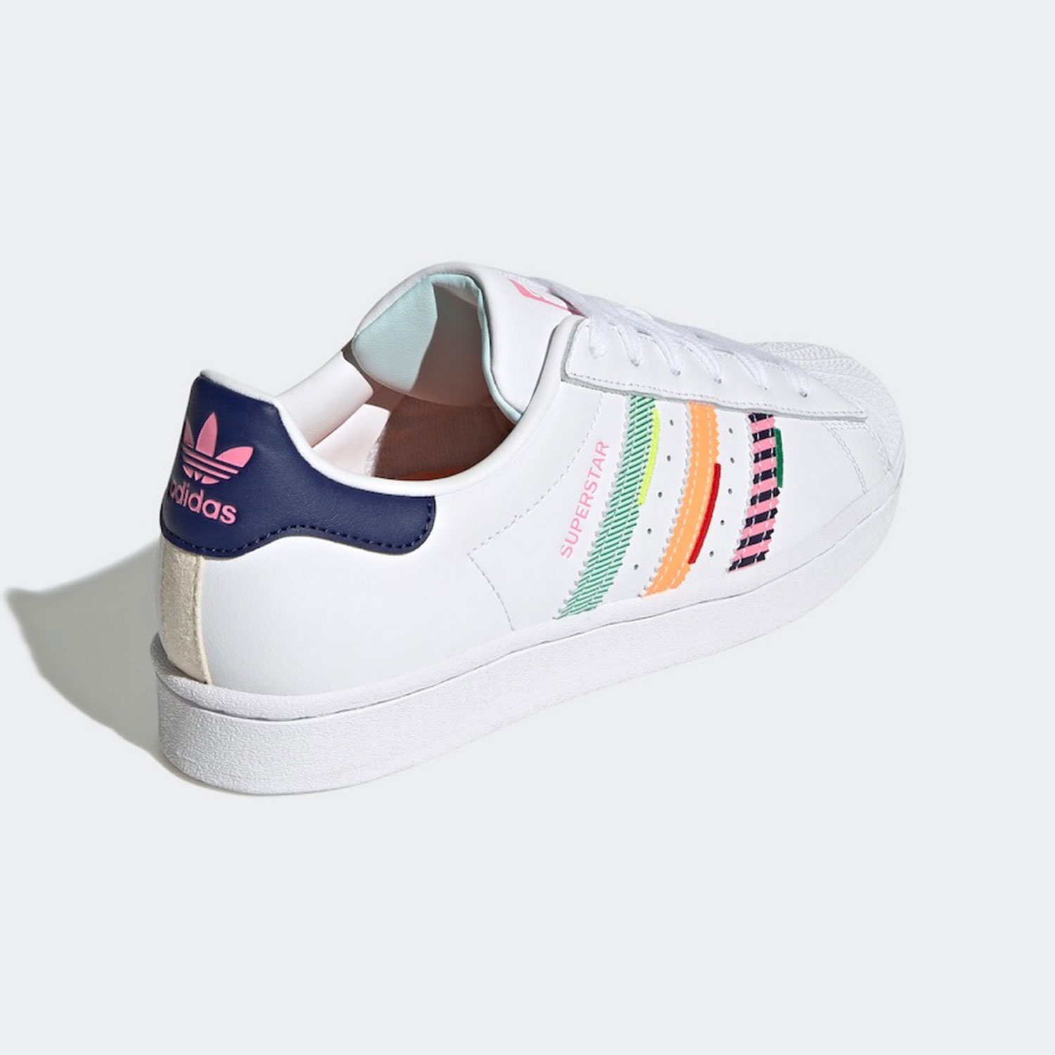 Adidas/阿迪达斯正品三叶草SUPERSTAR W女子经典贝壳头板鞋GW9783 - 图0