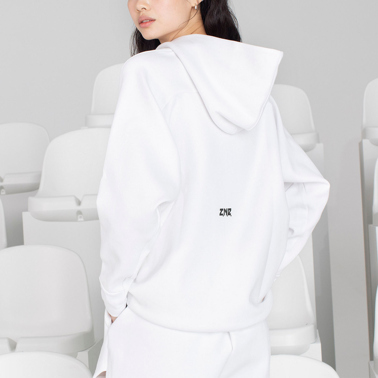 Adidas/阿迪达斯正品新款女子简约宽松连帽休闲卫衣IN5125 - 图0