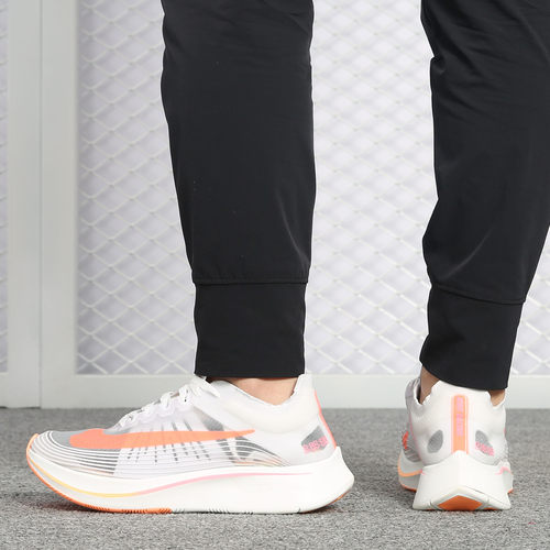 Nike/耐克正品ZOOM FLY SP 女子马拉松竞速大logo跑步鞋 AJ8229 - 图1
