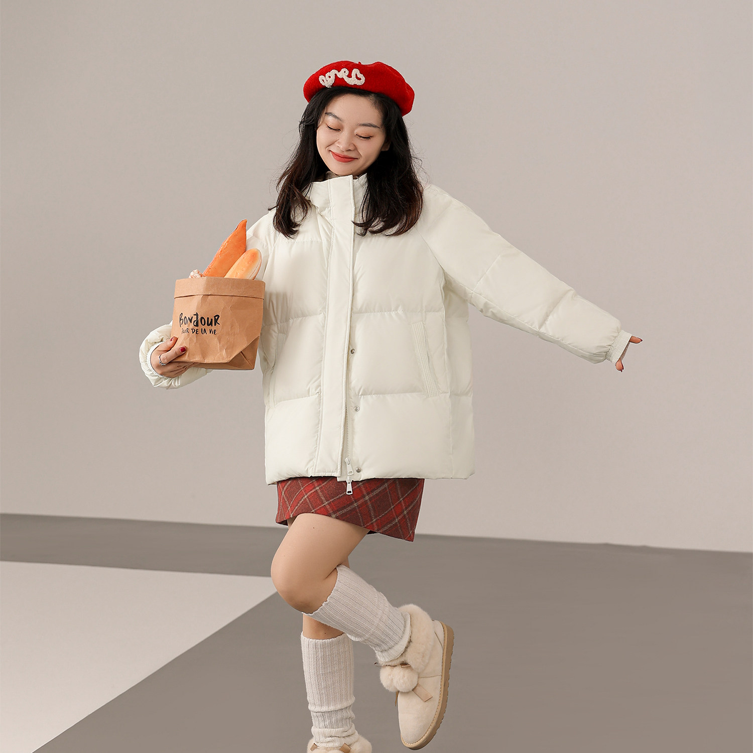 DM100大码百分百微胖mm女装纯色百搭正肩三防连帽短版羽绒服外套